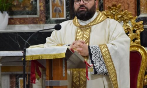 Il sacerdote Politi a un anno dall’ordinazione: «La vita è nelle mani di Dio»