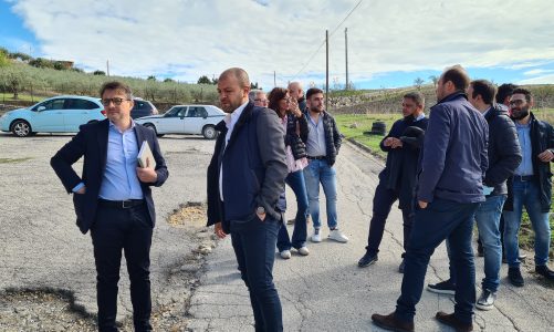 L’amministrazione Vitale già all’opera. Oggi un sopralluogo al cimitero per esaminare l’area.