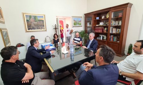 L’assessore Falcone in visita a Ramacca. Impegno preso per due finanziamenti